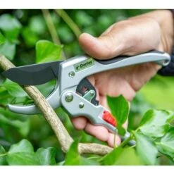 Darlac DP744 Super Classic Ratchet Pruner Garden Secateurs