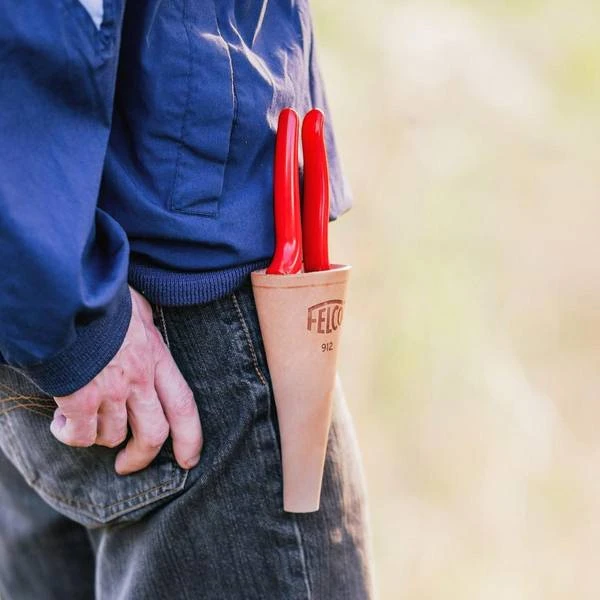 Felco Secateurs Leather Cone Holster 912. 3 Felco Secateurs Leather Cone Holster 912.
