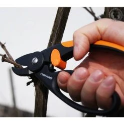 Fiskars Fingerloop P43 -Gardena Store Fiskars Fingerloop P43 1